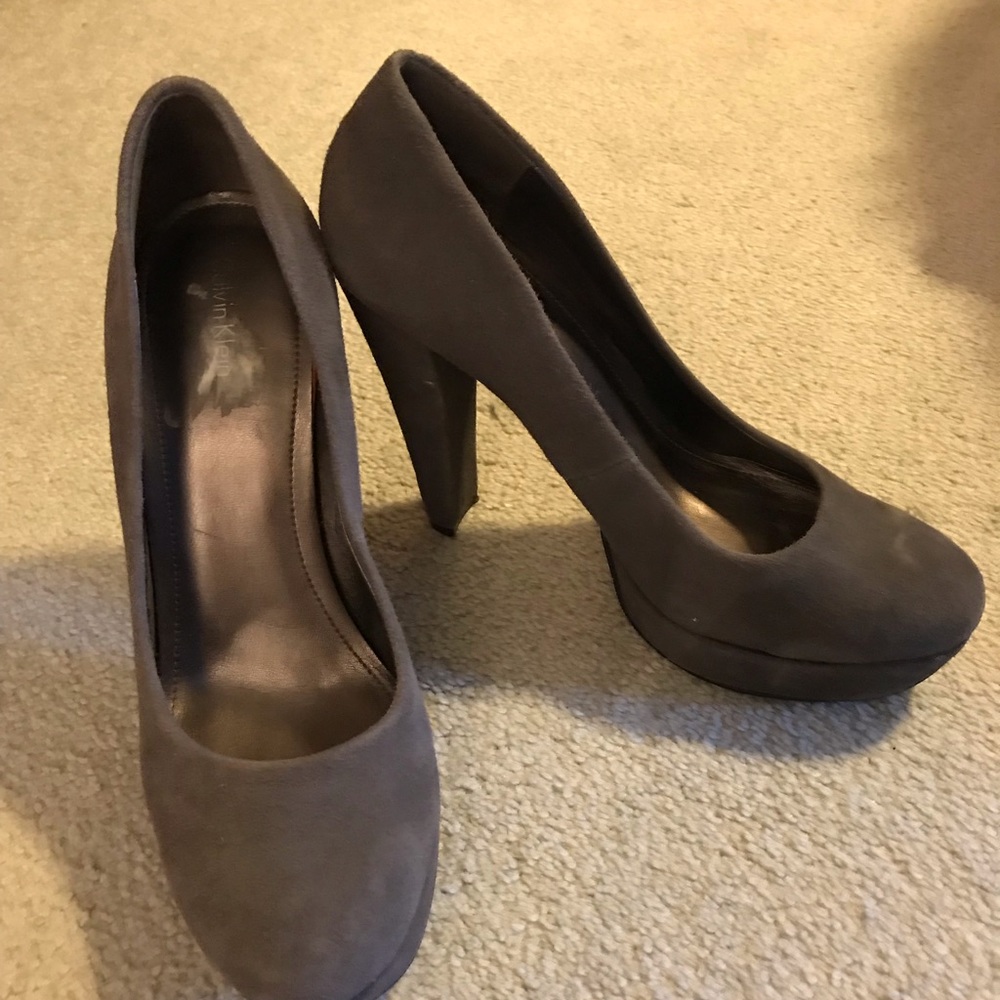 Calvin Klein pumps - Picture 2 of 2
